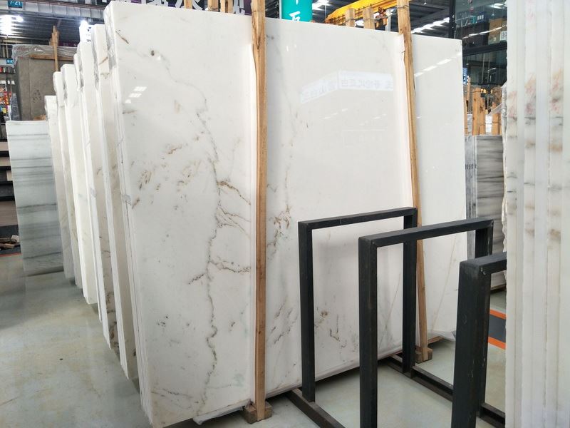 China Calcatta Gold for countertop.jpg