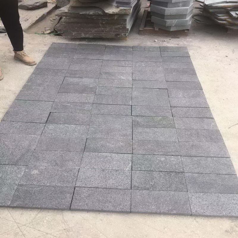 black granite floor tiles